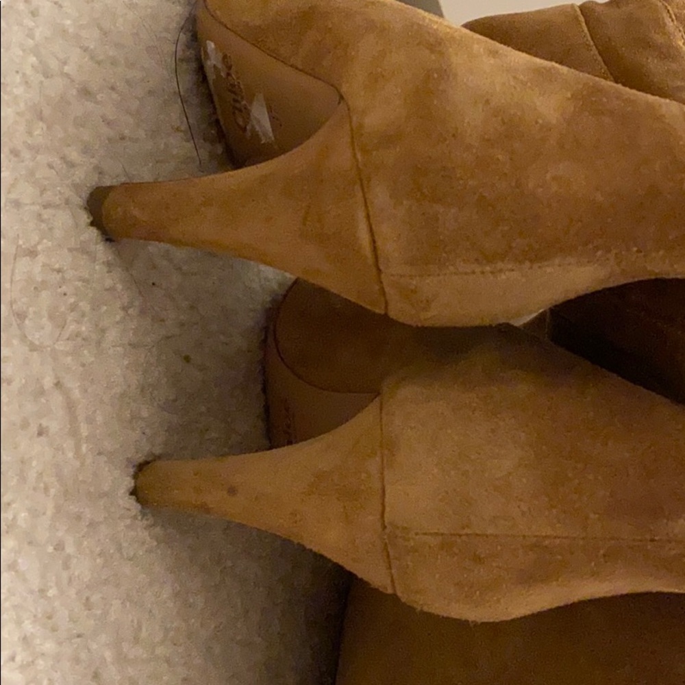 Chloe Boots - Picture 4 of 5